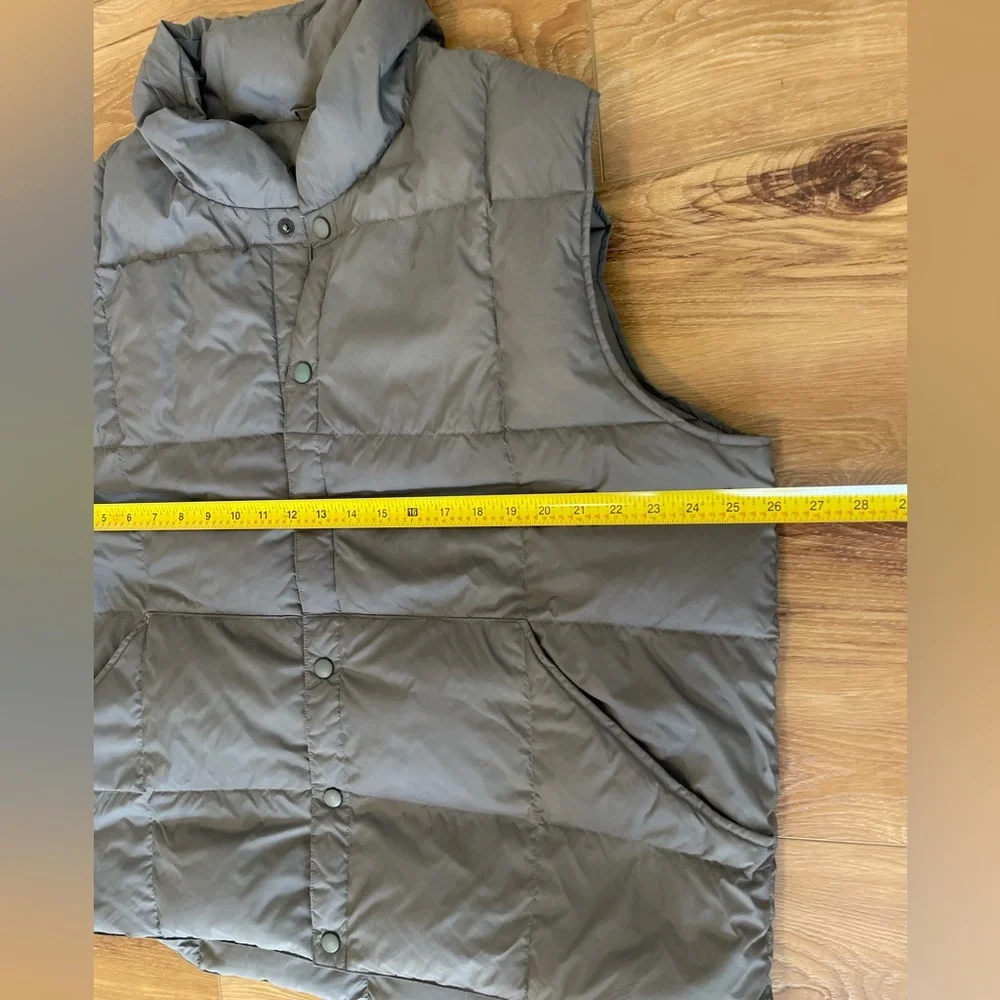 Lands' End XL Gray Puffer‎ Vest